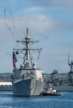 USS Paul Hamilton (DDG 60) returns to Pearl Harbor from a BMD deployment that lasted over 9 months