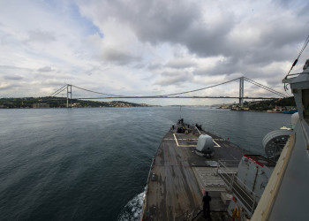 USS Ross (DDG-71) transits the Bosphorus Strait June 3, 2015, after completing routine operations in the Black Sea. (U.S. Navy photo by Mass Communication Specialist 3rd Class Robert S. Price).